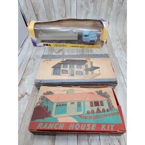 Vintage 1950s Plasticville Ranch House Kit RH-1 & LH-4 2 Story & Truck